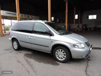Chrysler Voyager LX 2.8 CRD de 2004 con 220.000 Km por 3.300 EUR. en Badajoz