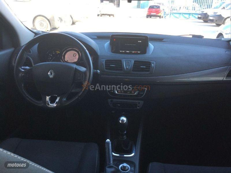 Renault Megane Sp. Tou. Limited Energy dCi 110 SS E6 de 2016 con 150.000 Km por 9.999 EUR. en Malaga