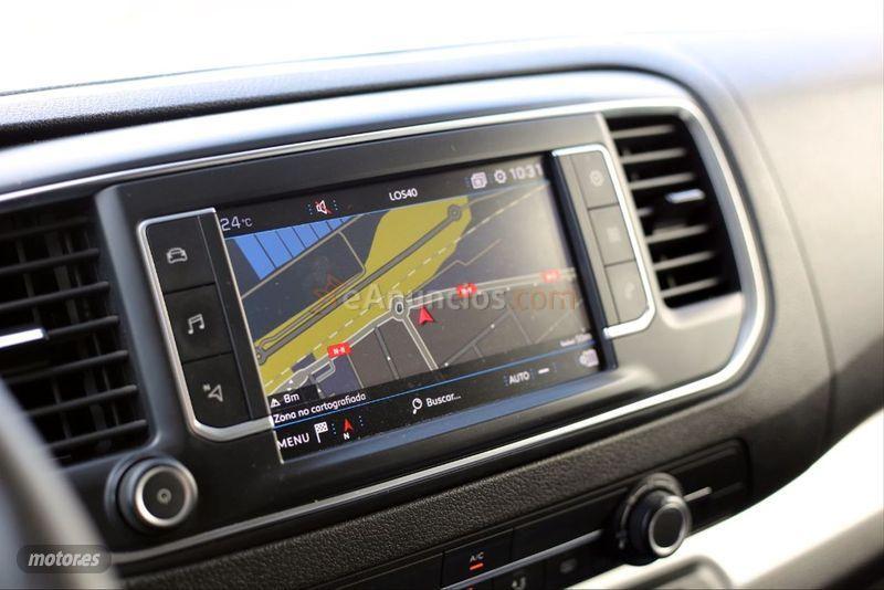 Peugeot Traveller Business 2.0 BlueHDi 128KW EAT6 Standard de 2018 con 60.000 Km por 32.900 EUR. en Barcelona