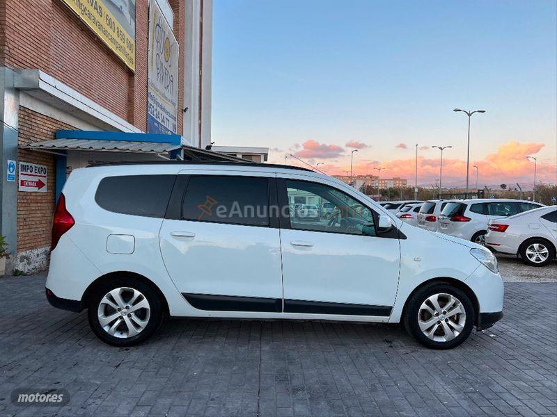 Dacia Lodgy Laureate dCi 66kW 90CV 5Pl 2017 de 2017 con 380.000 Km por 4.400 EUR. en Malaga