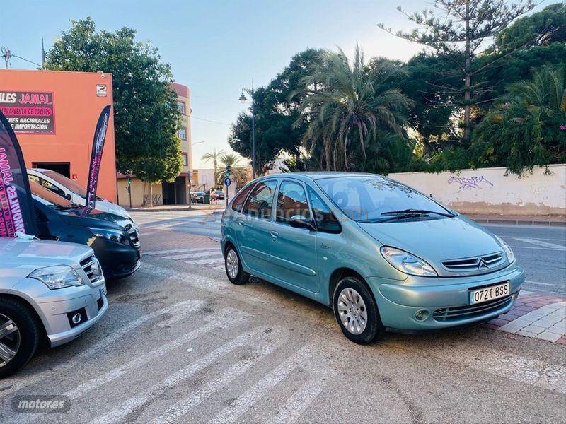 Citroen Xsara Picasso 2.0 HDI de 2002 con 260.000 Km por 2.000 EUR. en Murcia