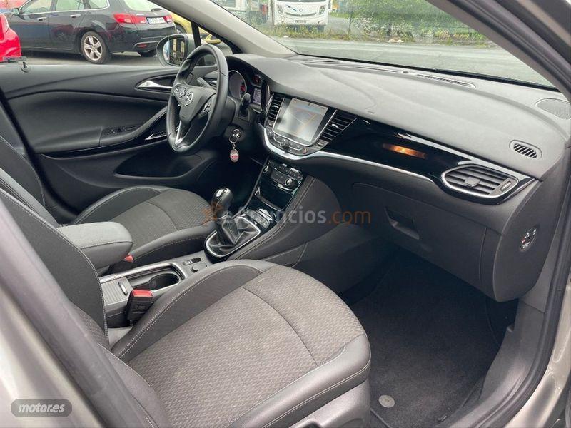 Opel Astra 1.6 CDTi SS 100kW 136CV Dynamic ST de 2017 con 130.000 Km por 13.650 EUR. en La Coruna