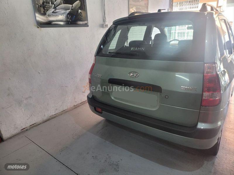 Hyundai Matrix 1.6 GLS AA de 2007 con 110.000 Km por 3.780 EUR. en Tenerife