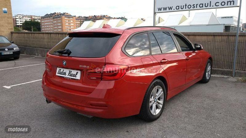 BMW Serie 3 318d Touring de 2017 con 75.000 Km por 21.900 EUR. en Cantabria