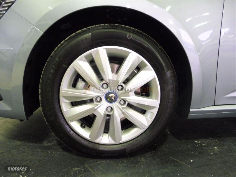 Renault Megane ST. Intens ETECH Hibrido ench. 117kW de 2020 con 12.670 Km por 24.800 EUR. en Caceres