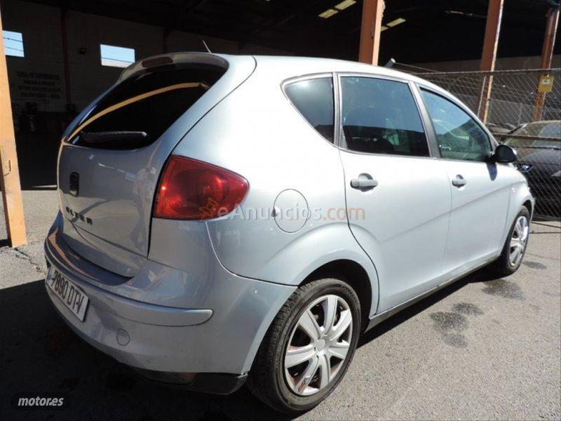 Seat Altea 1.9 TDI 105cv Reference de 2006 con 220.000 Km por 3.500 EUR. en Badajoz