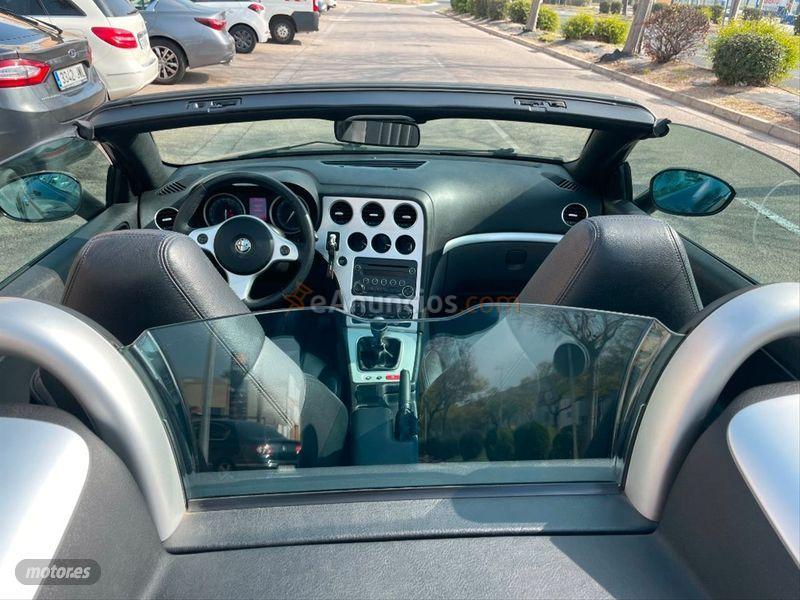 Alfa Romeo Spider 2.4 JTDm de 2009 con 150.000 Km por 10.900 EUR. en Valencia
