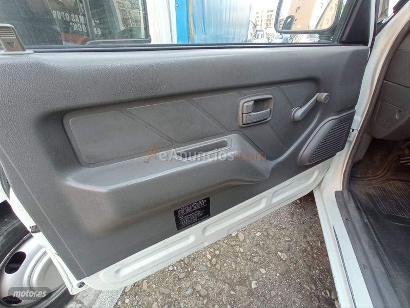 Isuzu Pick up 4X4 Doble cabina de 2004 con 279.700 Km por 7.800 EUR. en La Rioja