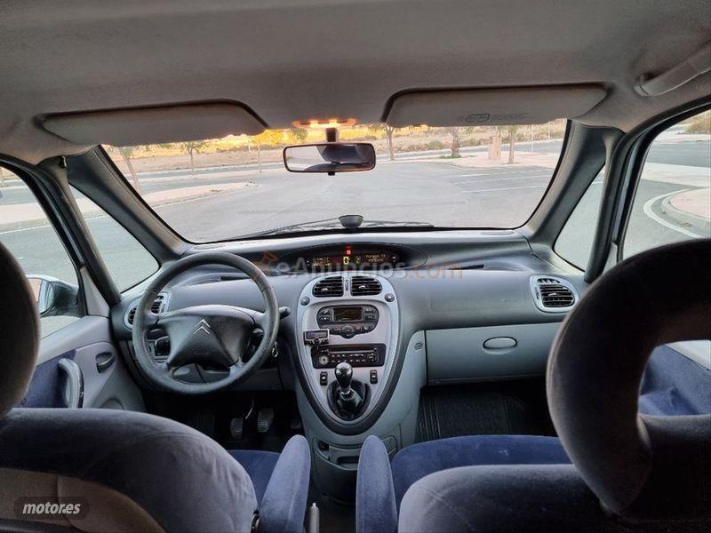Citroen Xsara Picasso 1.6 16v HDI Exclusive de 2005 con 160.000 Km por 2.850 EUR. en Alicante
