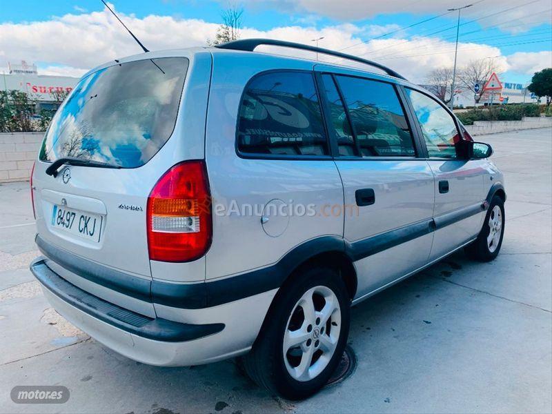 Opel Zafira 2.2 16v Sport de 2003 con 200.000 Km por 2.480 EUR. en Madrid