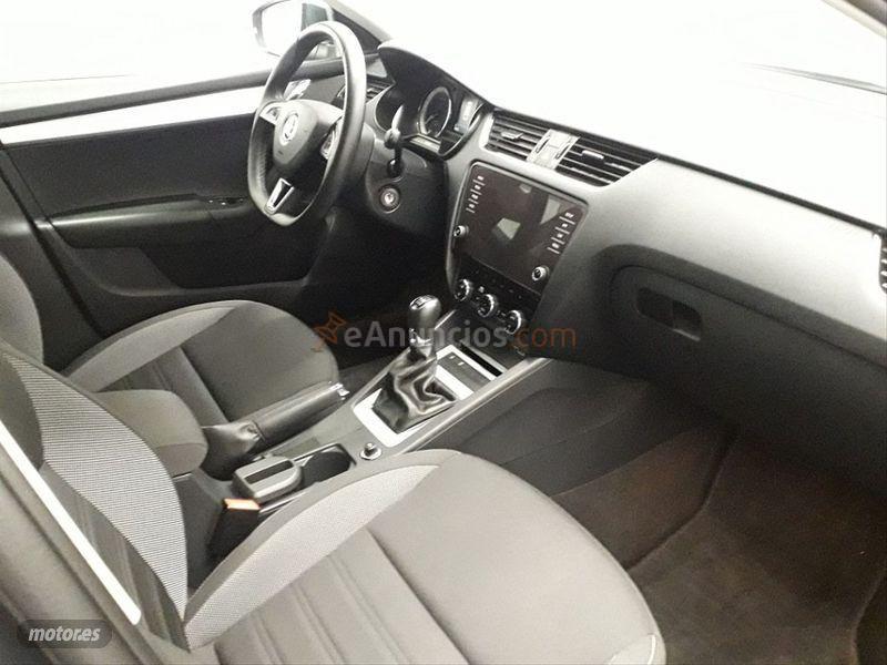 Skoda Octavia Combi 1.0 TSI 85KW 115CV Ambition de 2019 con 18.426 Km por 18.600 EUR. en Cantabria