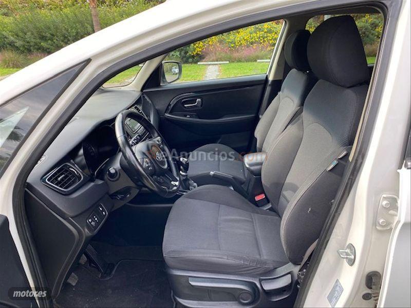 Kia Carens 1.7 CRDi VGT 115cv Drive EcoDynam 5pl de 2014 con 50.000 Km por 9.990 EUR. en Barcelona