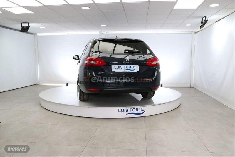 Peugeot 308 SW Style 1.6 BlueHDi 88KW 120CV EAT6 de 2017 con 115.700 Km por 13.600 EUR. en Murcia