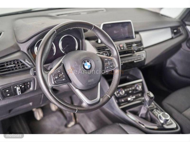 BMW Serie 2 Gran Tourer 216d Business de 2018 con 89.751 Km por 17.290 EUR. en Sevilla
