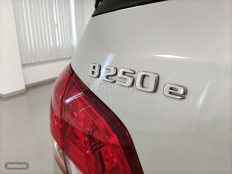 Mercedes Clase B B 250 e de 2016 con 32.300 Km por 20.500 EUR. en Pontevedra