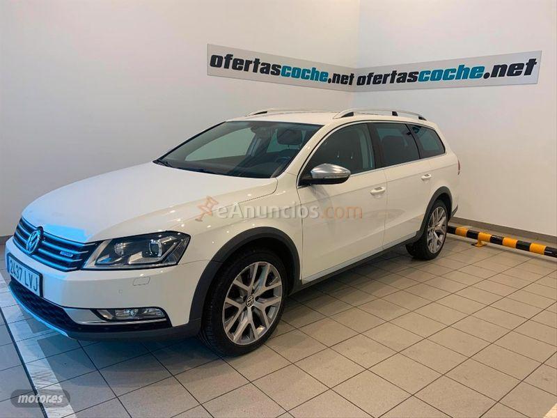Volkswagen Passat Alltrack 2.0 TDI 177cv DSG 4motion BMT de 2014 con 143.000 Km por 24.900 EUR. en Navarra