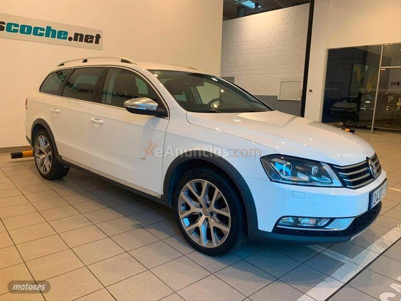 Volkswagen Passat Alltrack 2.0 TDI 177cv DSG 4motion BMT de 2014 con 143.000 Km por 24.900 EUR. en Navarra