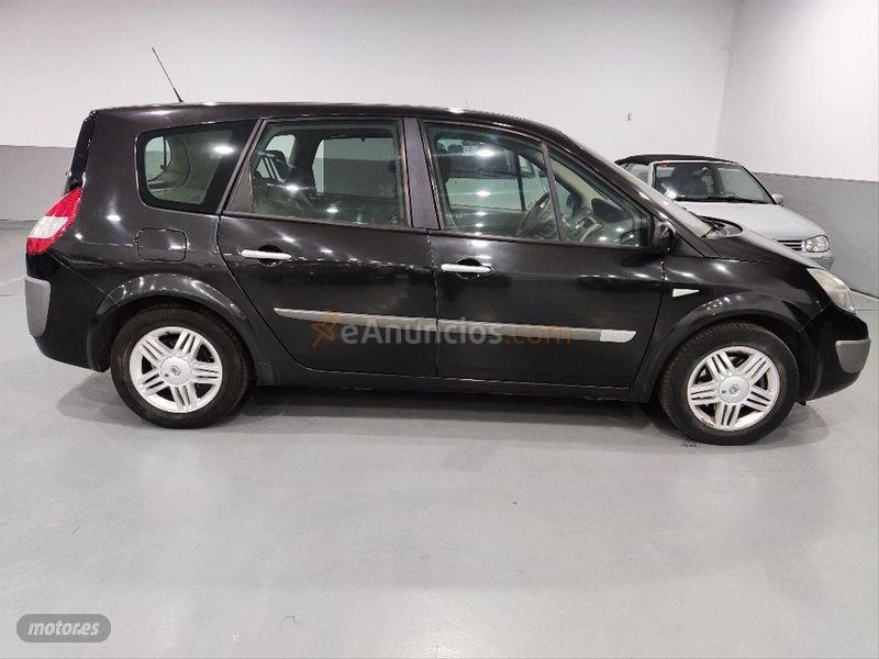 Renault Grand Scenic Confort Dynamique 1.9dCi EU4 de 2005 con 293.000 Km por 1.990 EUR. en Lleida