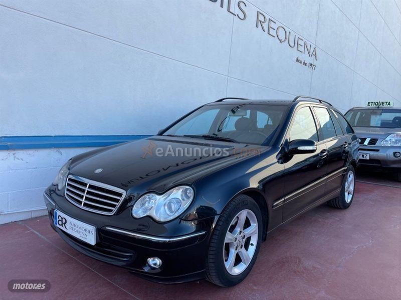 Mercedes Clase C C 270 CDI AVANTGARDE de 2004 con 320.000 Km por 4.850 EUR. en Barcelona