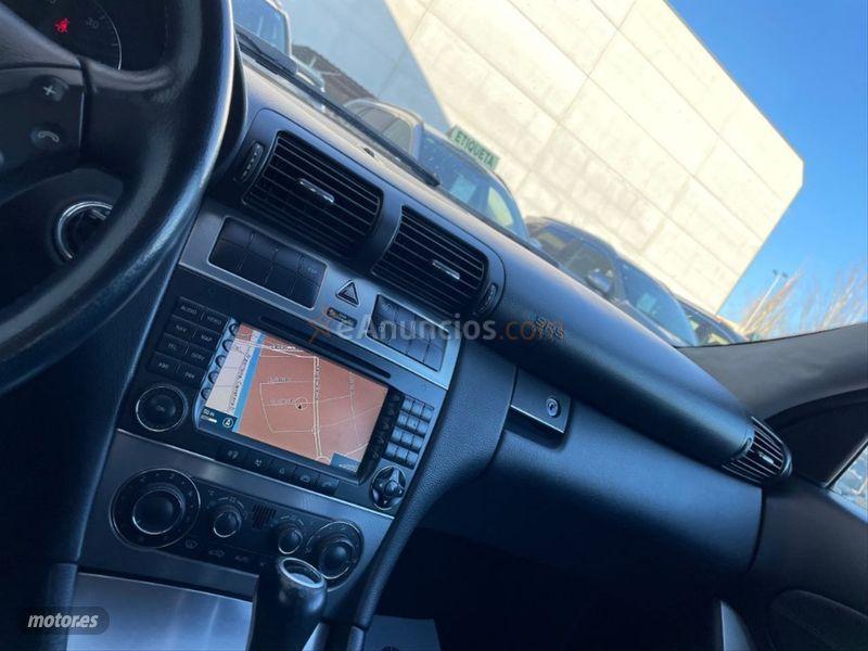Mercedes Clase C C 270 CDI AVANTGARDE de 2004 con 320.000 Km por 4.850 EUR. en Barcelona