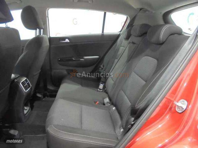 Kia Sportage 1.6 MHEV Drive 100kW (136CV) 4x2 de 2021 con 22.729 Km por 25.490 EUR. en Madrid