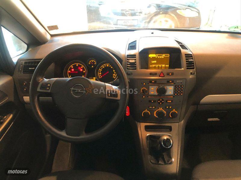 Opel Zafira 1.9 CDTi 120 CV Cosmo de 2008 con 169.000 Km por 6.900 EUR. en Salamanca