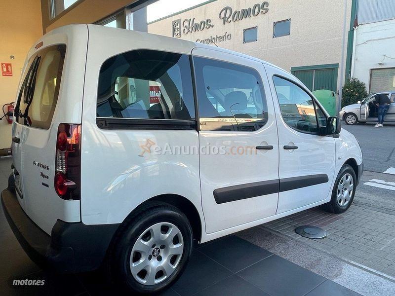 Peugeot Partner TEPEE Access 1.6 BlueHDi 75 de 2016 con 39.999 Km por 13.500 EUR. en Malaga