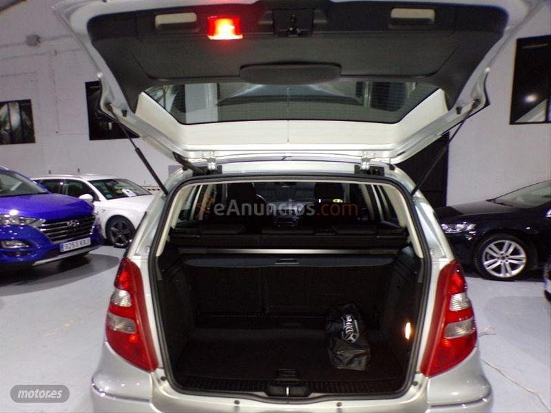 Mercedes Clase A A 180 CDI ELEGANCE de 2007 con 119.000 Km por 6.400 EUR. en Madrid