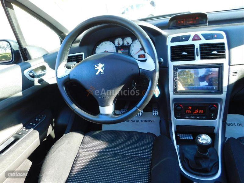 Peugeot 307 CC 1.6 16v de 2006 con 170.000 Km por 4.190 EUR. en Valencia