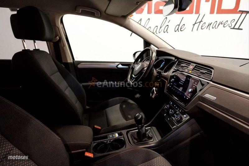 Volkswagen Touran Advance 2.0 TDI 110kW150CV BMT de 2017 con 76.151 Km por 23.990 EUR. en Madrid