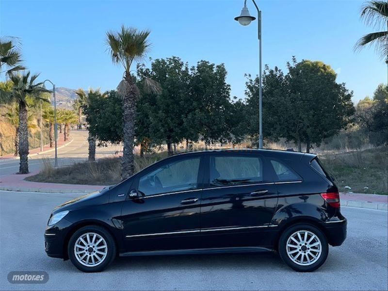 Mercedes Clase B B 180 CDI de 2007 con 135.800 Km por 9.690 EUR. en Malaga