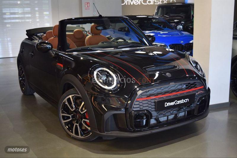 Mini Cooper John Cooper Works Cabrio de 2021 con 4.200 Km por 48.900 EUR. en Barcelona