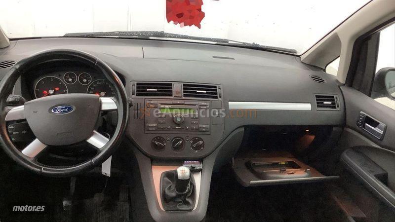 Ford Focus C-Max 2.0 TDCi Ghia de 2003 con 284.648 Km por 1.830 EUR. en Toledo