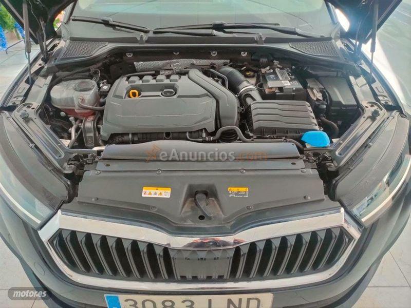 Skoda Octavia Combi 1.0 TSI 81kW110CV Man Ambition de 2021 con 9.992 Km por 22.990 EUR. en Valladolid