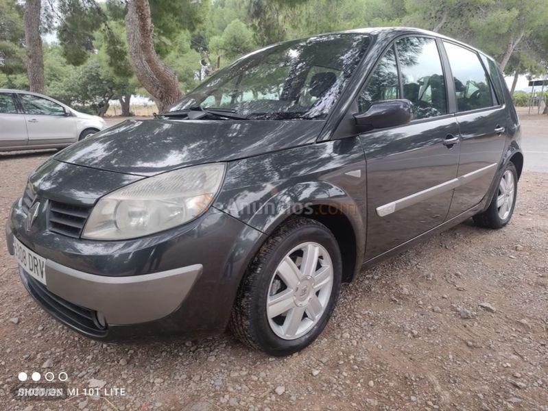 Renault Scenic Confort Dynamique 1.6 16V EU4 de 2005 con 142.235 Km por 4.490 EUR. en Castellon