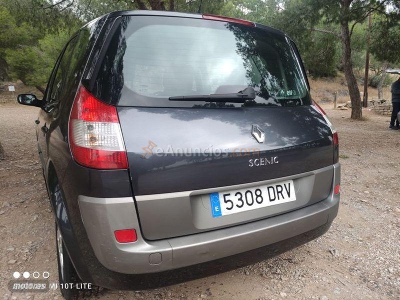 Renault Scenic Confort Dynamique 1.6 16V EU4 de 2005 con 142.235 Km por 4.490 EUR. en Castellon