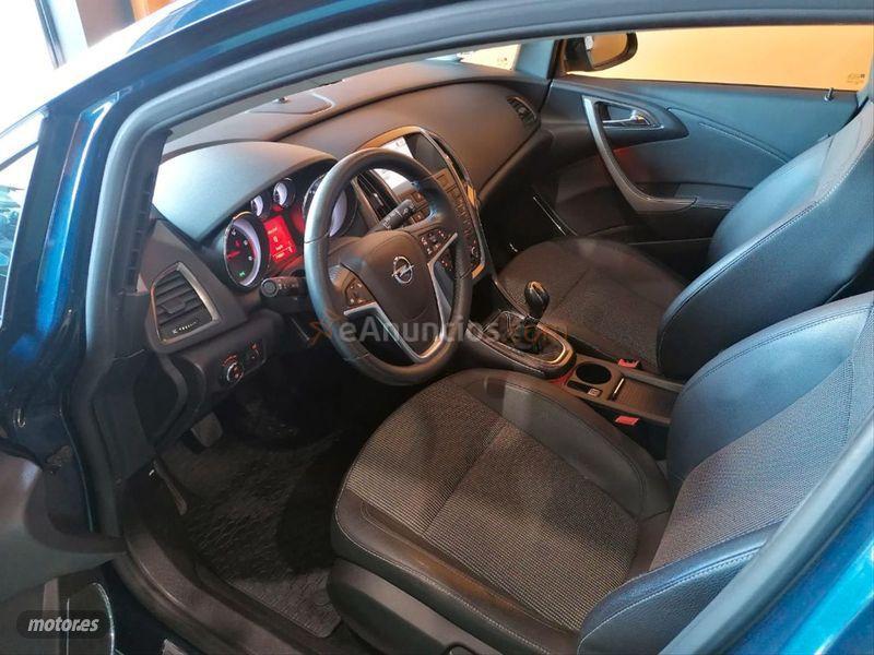 Opel Astra 1.7 CDTi 125 CV Enjoy ST de 2011 con 178.001 Km por 7.500 EUR. en Asturias