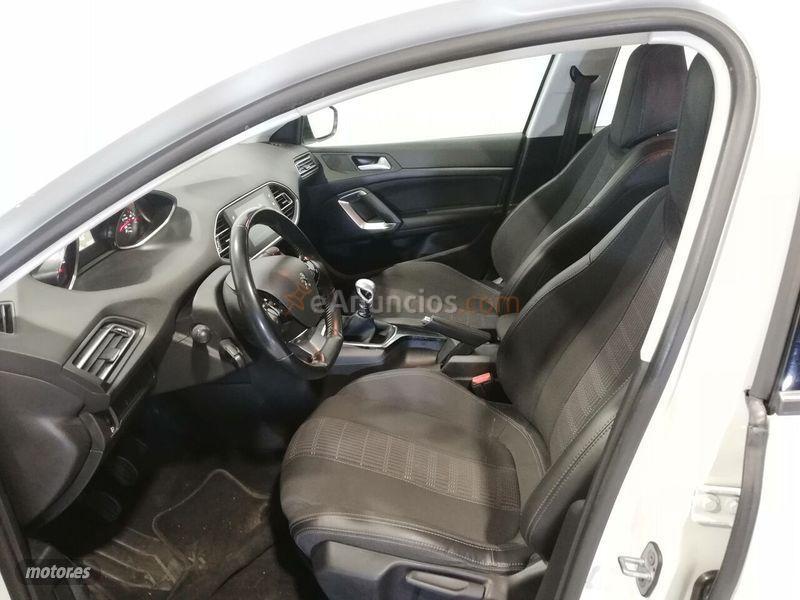 Peugeot 308 SW Active 1.6 BlueHDi 88KW 120CV de 2017 con 121.320 Km por 13.100 EUR. en Barcelona