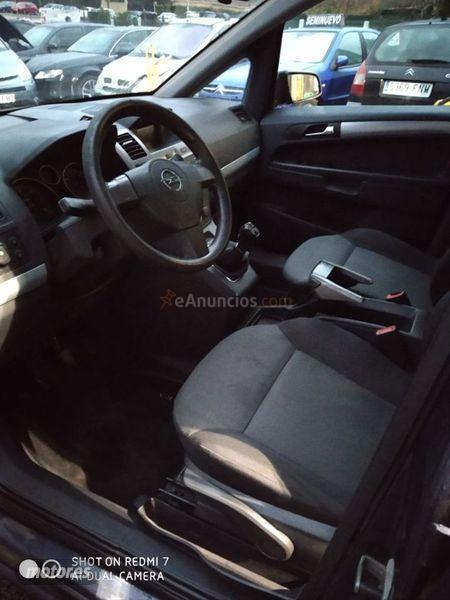 Opel Zafira Cosmo 1.9 CDTi 16v de 2006 con 320.000 Km por 2.499 EUR. en La Coruna