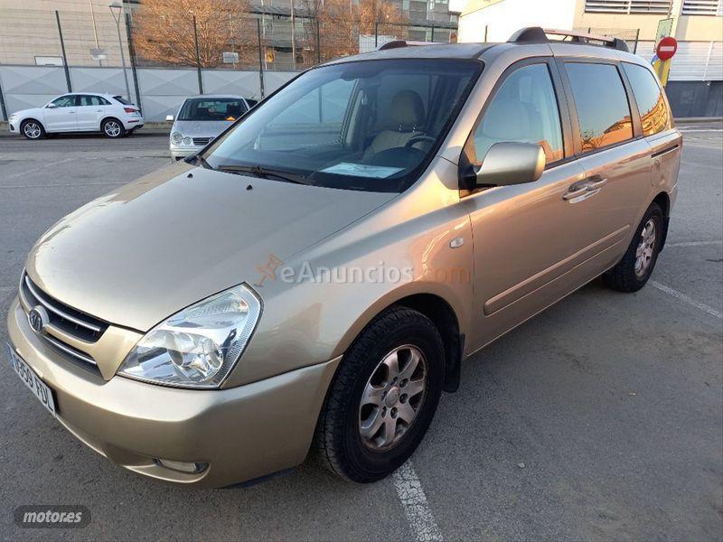Kia Carnival 2.9 CRDi VGT EX I de 2006 con 175.000 Km por 3.500 EUR. en Barcelona