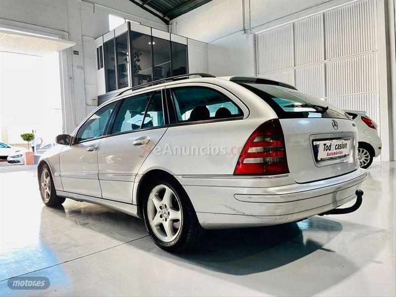 Mercedes Clase C C 220 CDI CLASSIC de 2001 con 280.000 Km por 4.300 EUR. en Sevilla