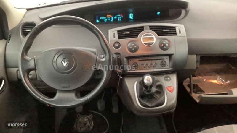 Renault Scenic LUXE DYNAMIQUE 1.9DCI de 2004 con 127.089 Km por 2.050 EUR. en Toledo