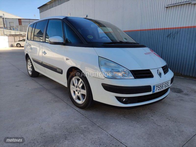 Renault Espace Initiale dCi 150 de 2010 con 200.000 Km por 3.500 EUR. en Madrid