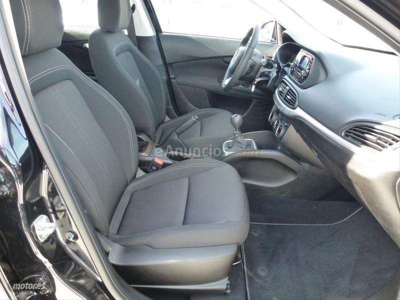 Fiat Tipo 1.4 Pop 88kW 120CV gasolinaGLP SW de 2018 con 3.000 Km por 14.500 EUR. en Madrid