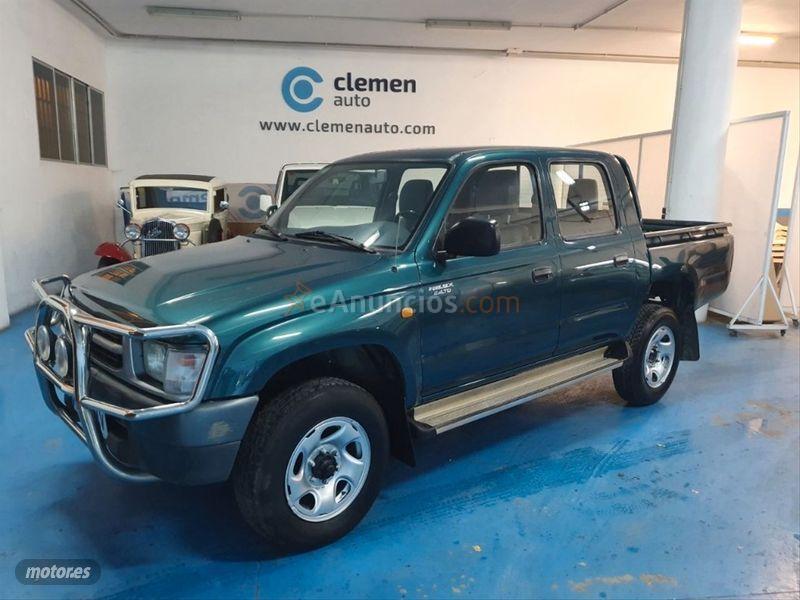 Toyota Hilux 2.4TD DC 4WD de 1999 con 143.000 Km por 10.999 EUR. en Malaga